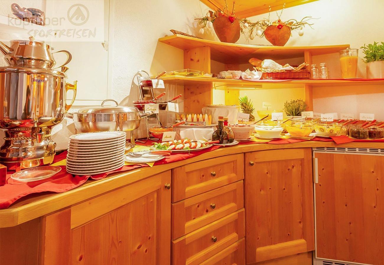 イシュグルEdelweisshofアパートメント エクステリア 写真